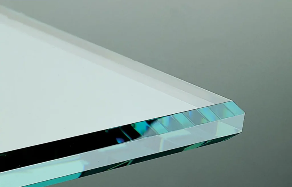 Glaserei Glas Golombiewski - glasplatte-esg-floatglas-glasplatte-eckabschnitt-poliert-massanfertigung-glaserei-duisburg